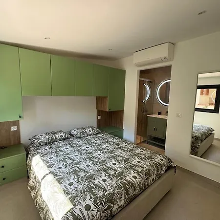 Prázdninový dům Maison Limitrophe Monaco Vue Mer Et Jardin *
